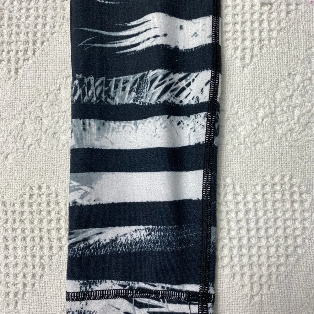 lululemon athletica size womens